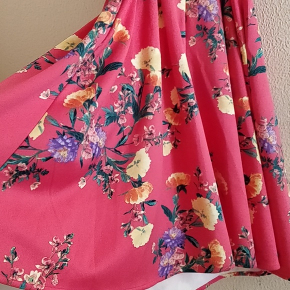 Strapless flare dress - Picture 4 of 5